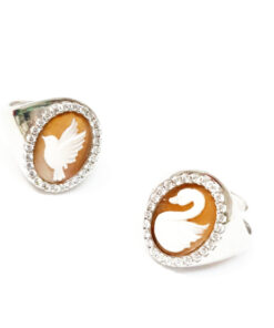 Cameo ring