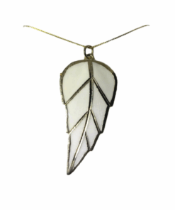 Necklace with leaf pendant made of shell and silver 925